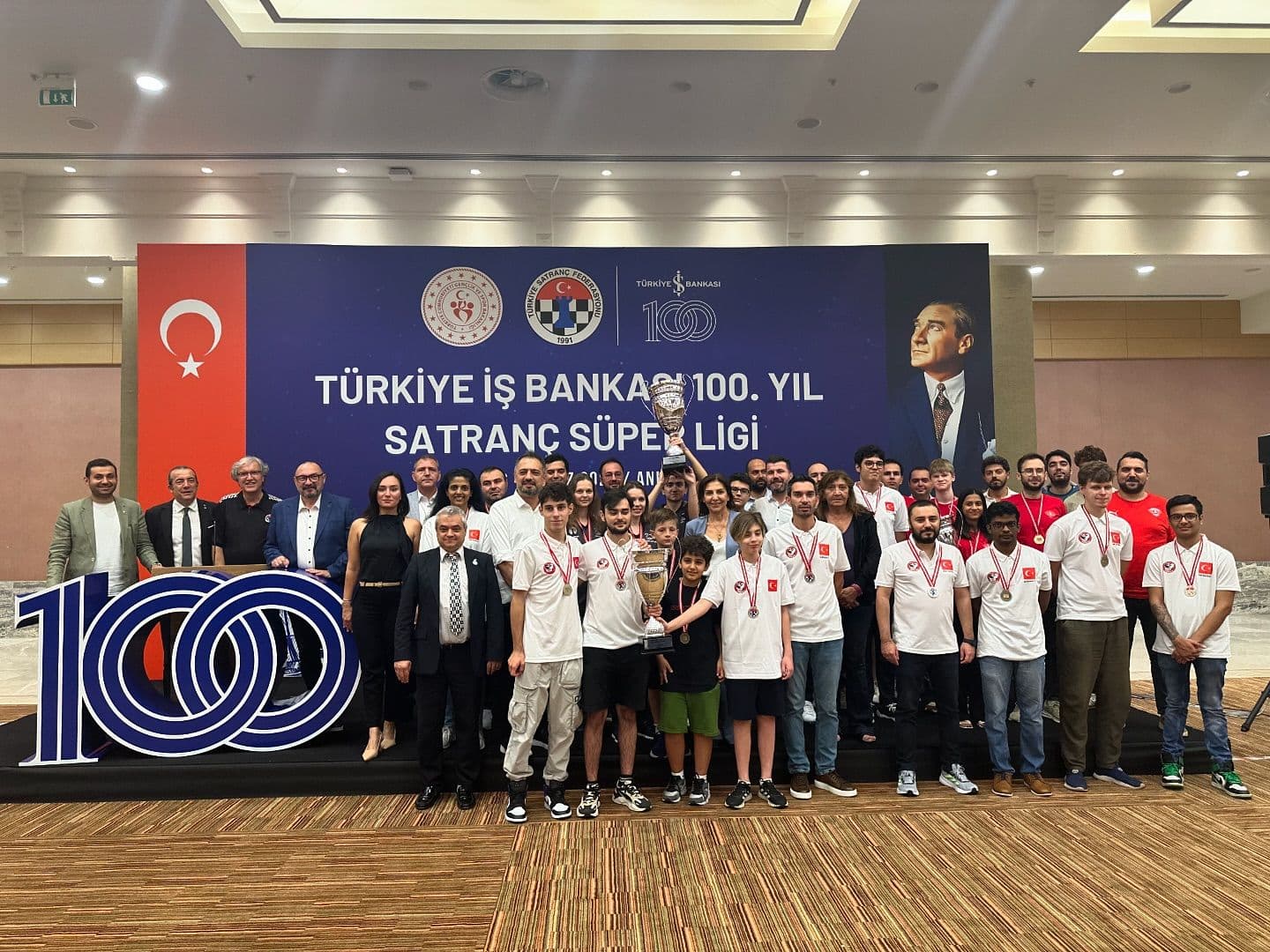 Türkiye İş Bankası 100. Yıl Satranç Süper Ligi Şampiyonu : BAYEGAN PENDİK SATRANÇ SK